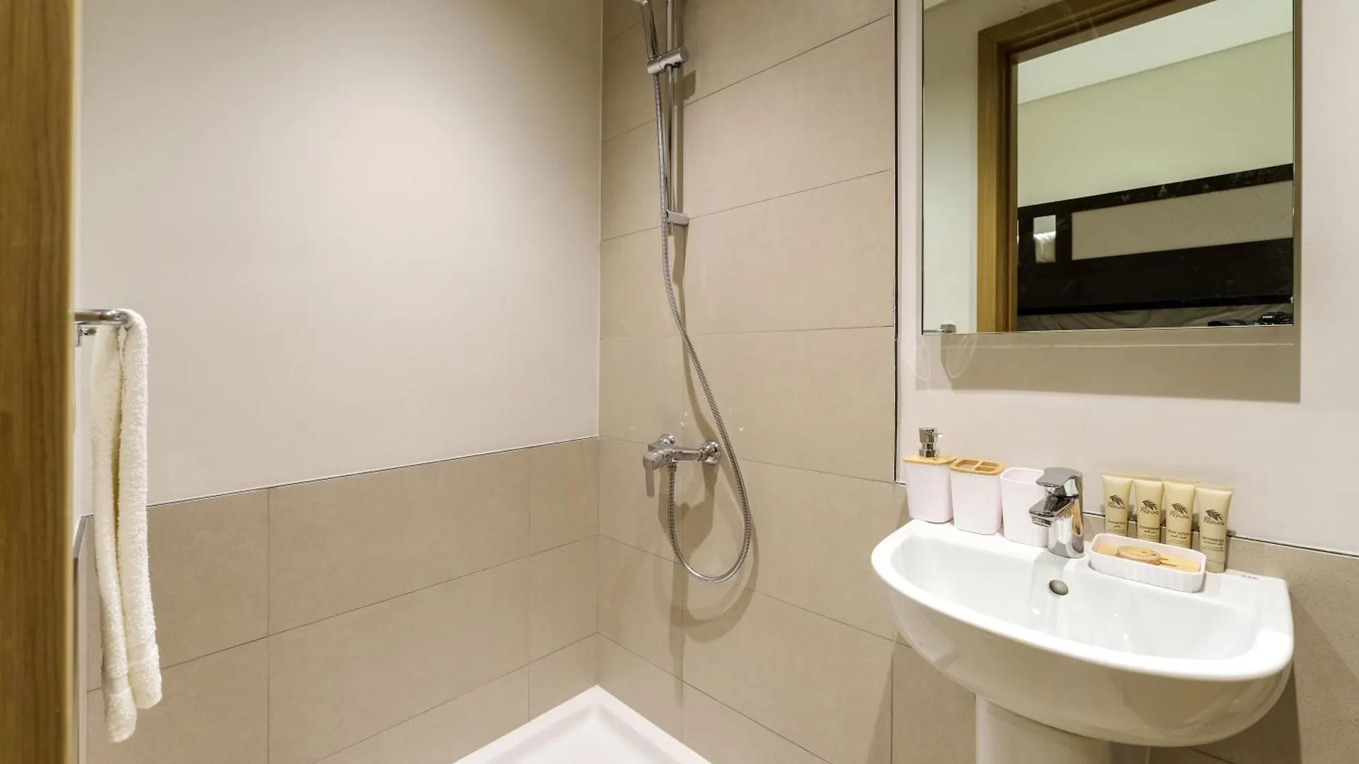 Maison Privee - Tranquil Living With Golf Course Vws In Dubai Hills United Arab Emirates