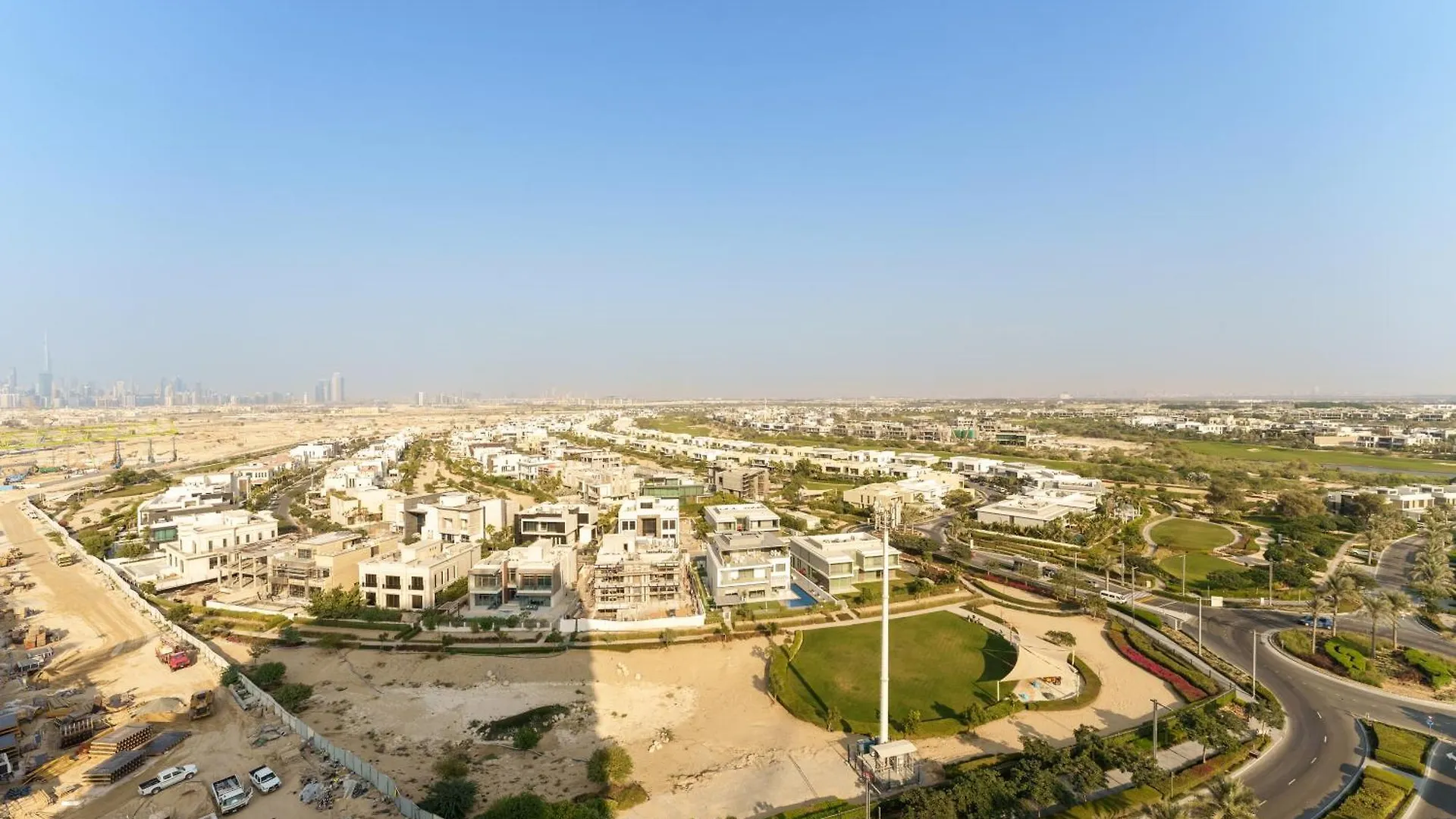 Maison Privee - Tranquil Living With Golf Course Vws In Dubai Hills